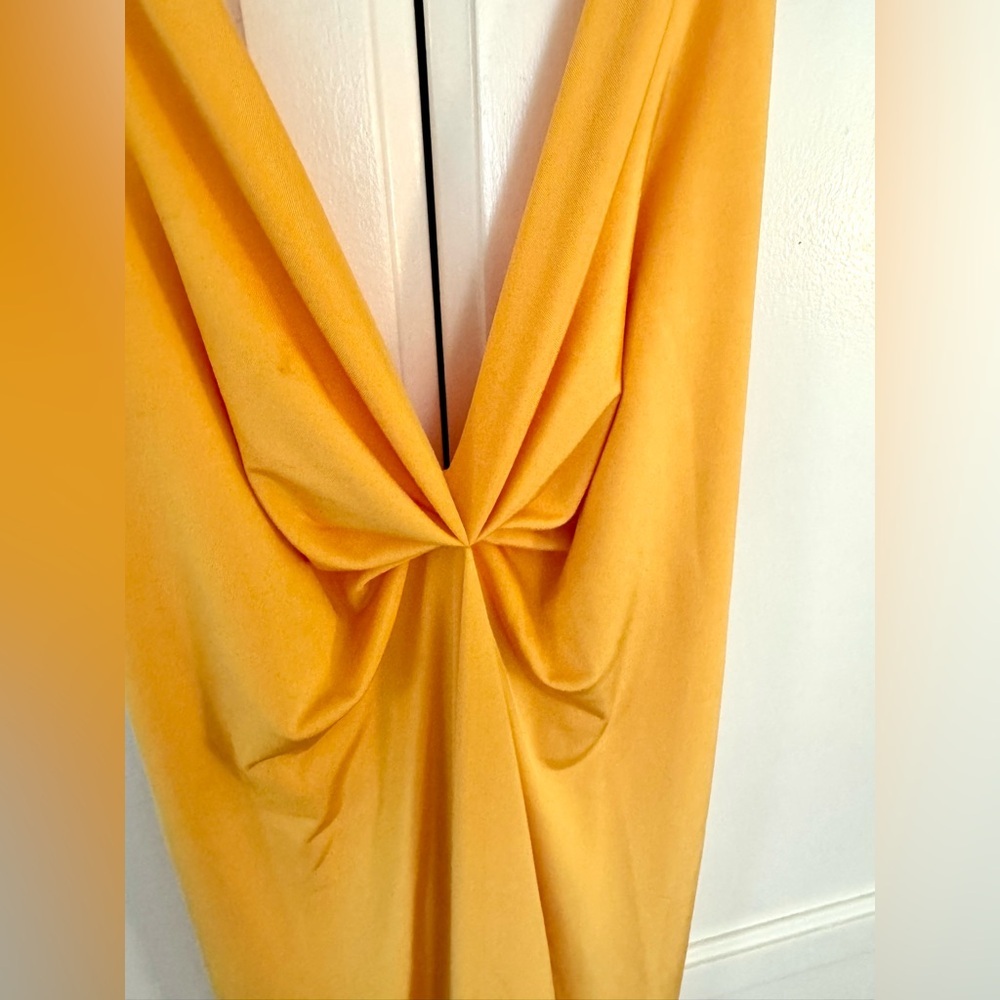 Cameo Ultra Sexy Low V Backless Dress in Yellow - Picture 5 of 7